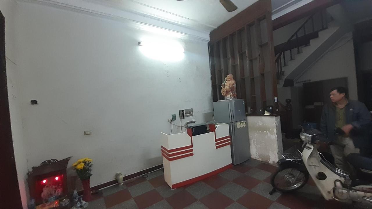 Oyo 681 Hoang Lan Guesthouse Hanoi Eksteriør billede